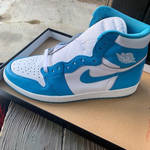 Size 12 lightly used Air Jordan 1 Unc 2015 - Picture 7 of 8